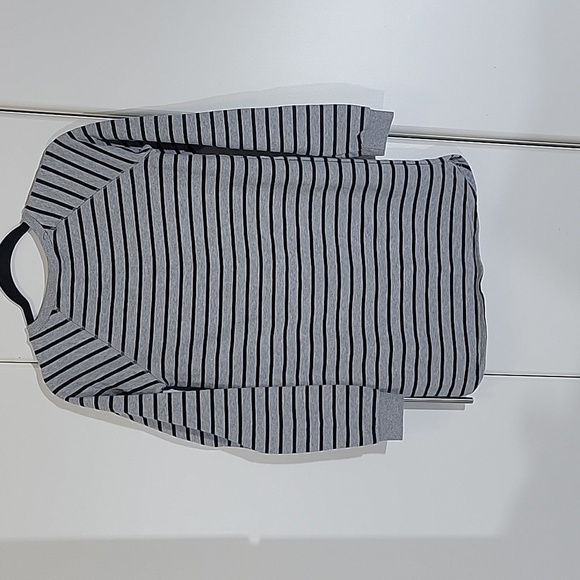 Divided Women's Sweatshirt Size XS - Picture 3 of 7